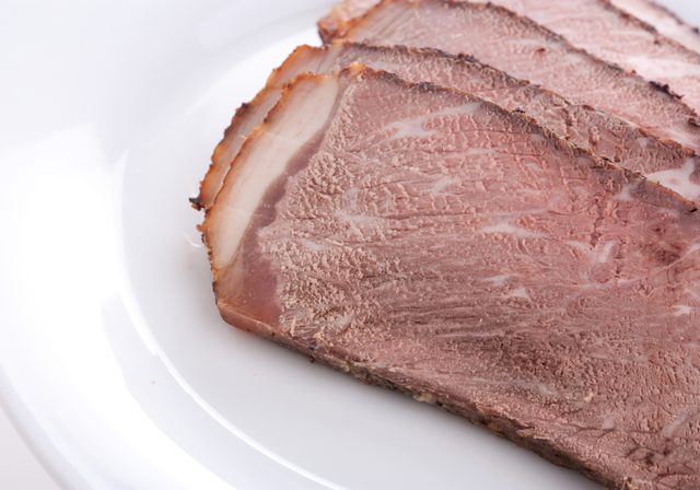 牛肉富含<a href='t/t_860' title='维生素' target='_blank'>维生素</a>B12