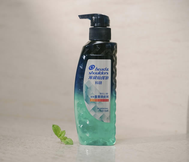 Head & Shoulders「科研去屑洗发露」