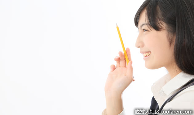 采取正确方法对抗头皮屑问题
