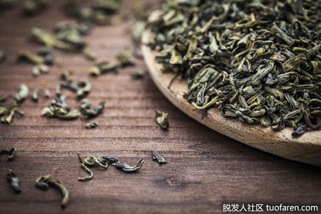 绿茶叶按摩头皮